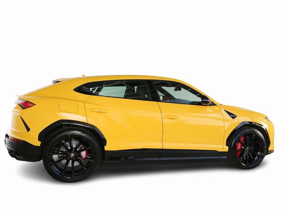 used 2022 Lamborghini Urus car, priced at $228,990