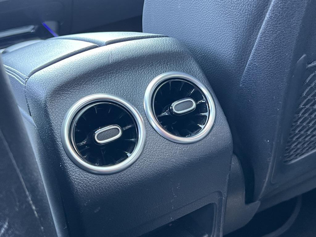 used 2022 Mercedes-Benz GLB 250 car, priced at $30,990