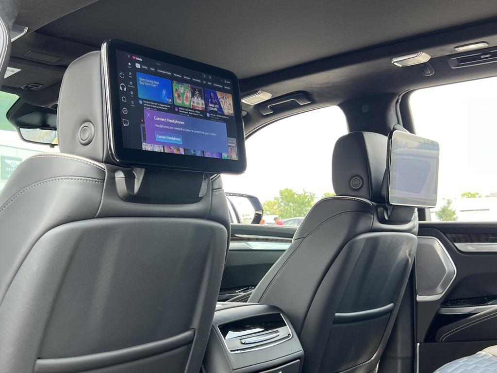 used 2025 Cadillac Escalade ESV car, priced at $122,990