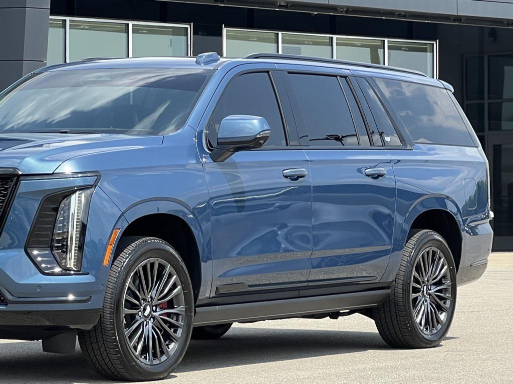 used 2025 Cadillac Escalade ESV car, priced at $122,990