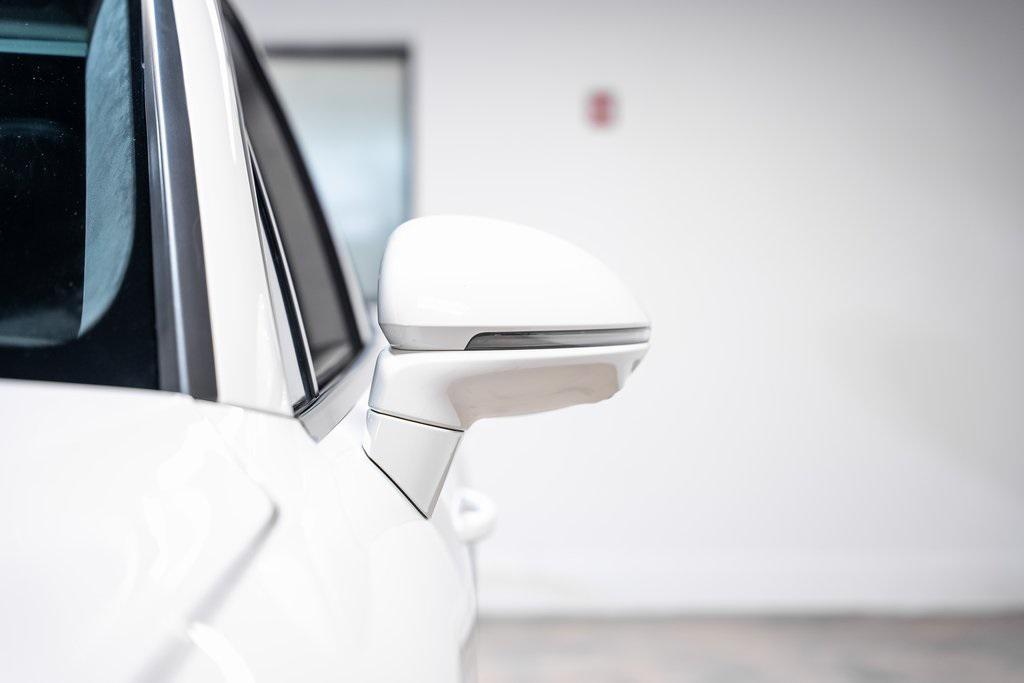 used 2022 Porsche Cayenne car, priced at $112,990