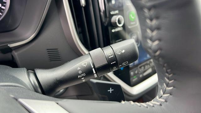 new 2025 Subaru Ascent car, priced at $53,527