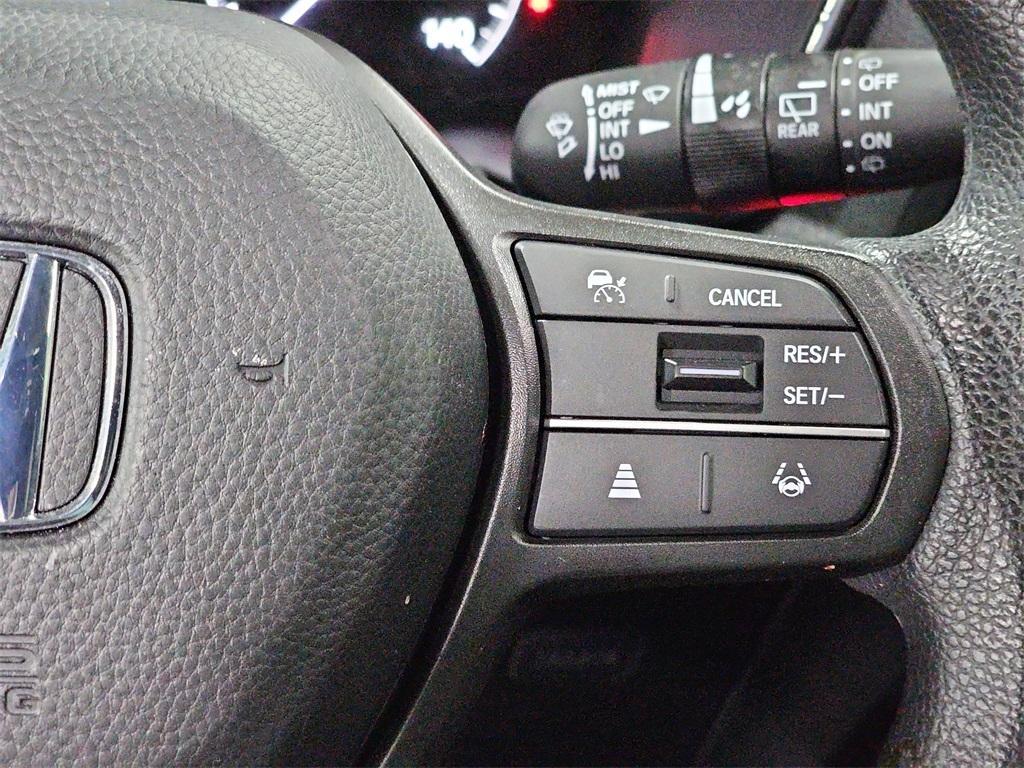 used 2025 Honda CR-V car, priced at $31,994