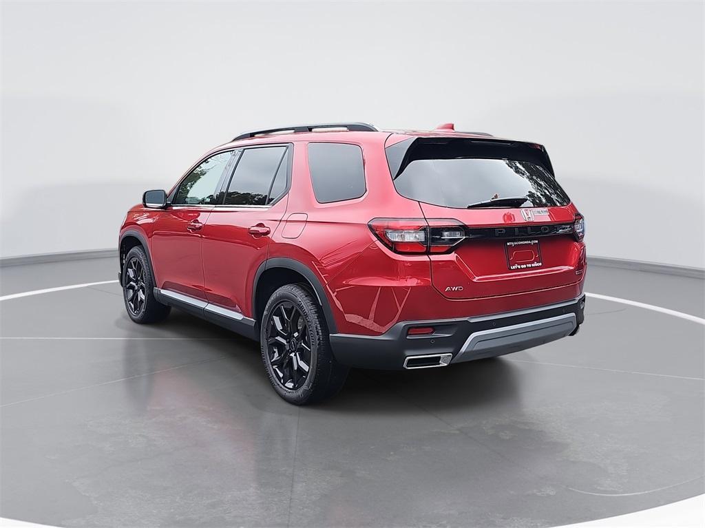 new 2025 Honda Pilot car, priced at $53,450