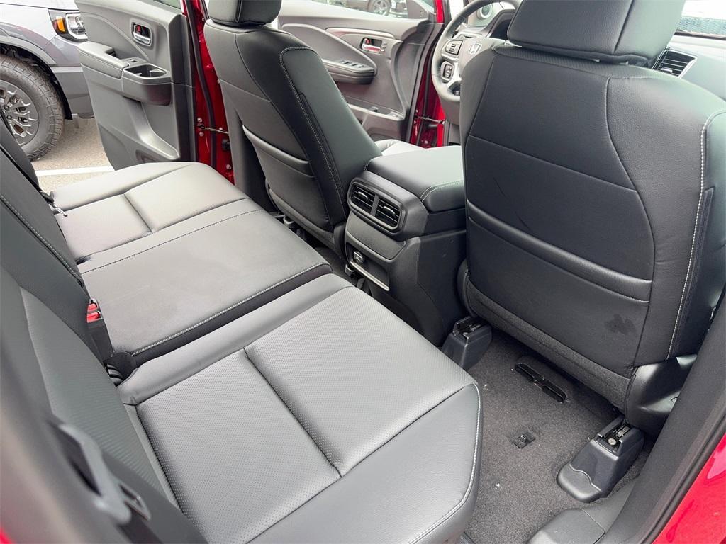 new 2025 Honda Ridgeline car, priced at $45,135