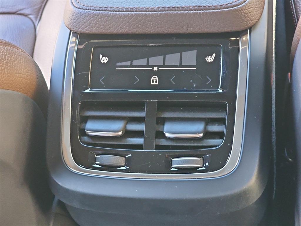 used 2022 Volvo XC90 car, priced at $32,195