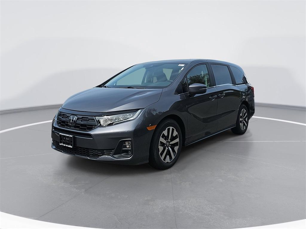 new 2026 Honda Odyssey car, priced at $44,290