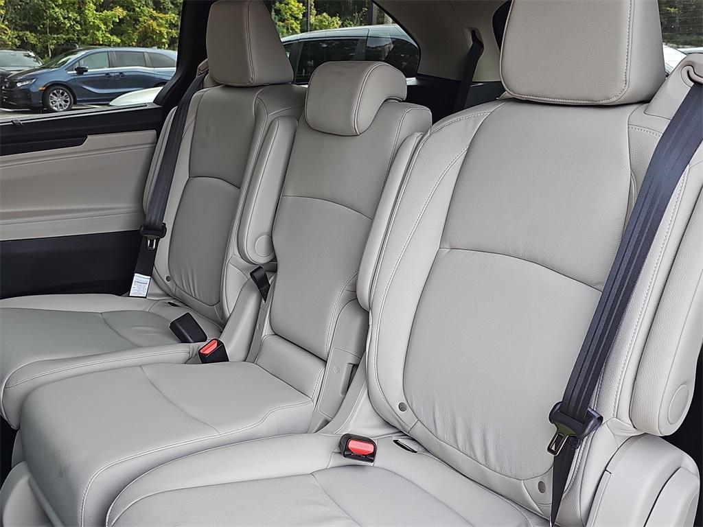 new 2026 Honda Odyssey car, priced at $44,290