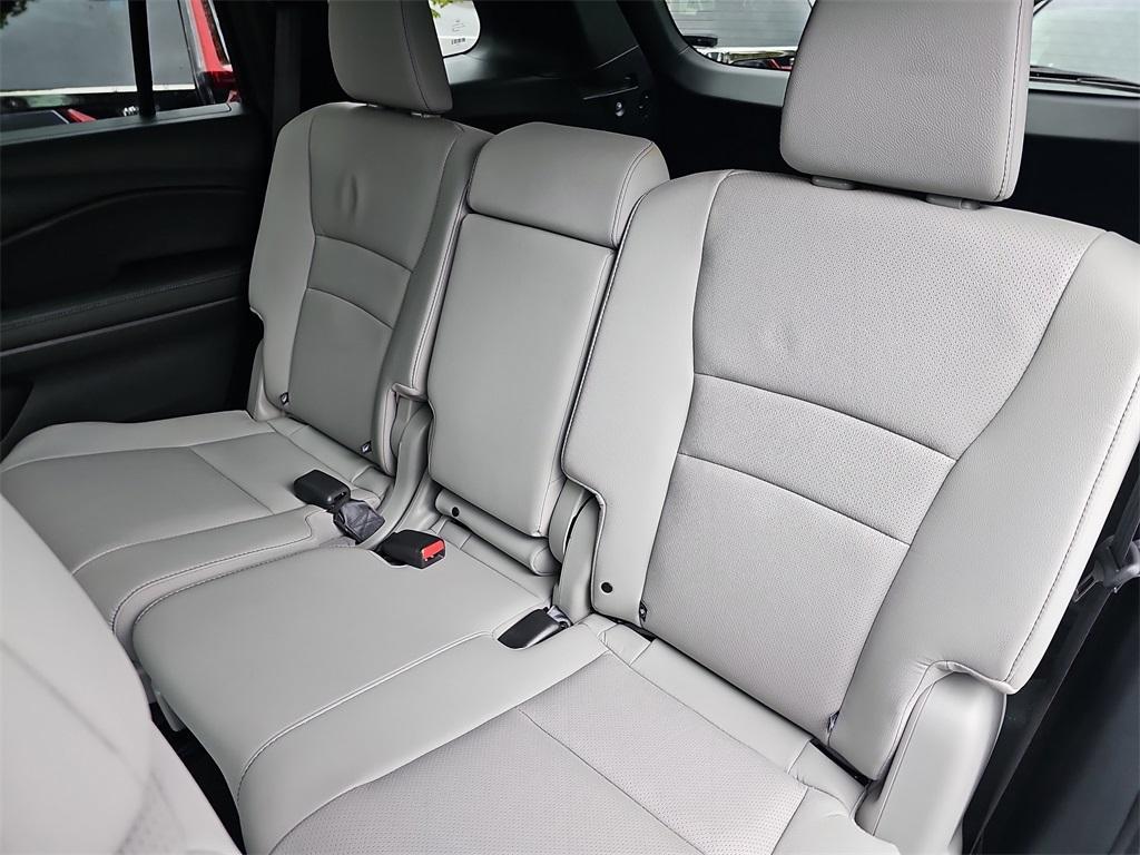 used 2022 Honda Passport car, priced at $30,512