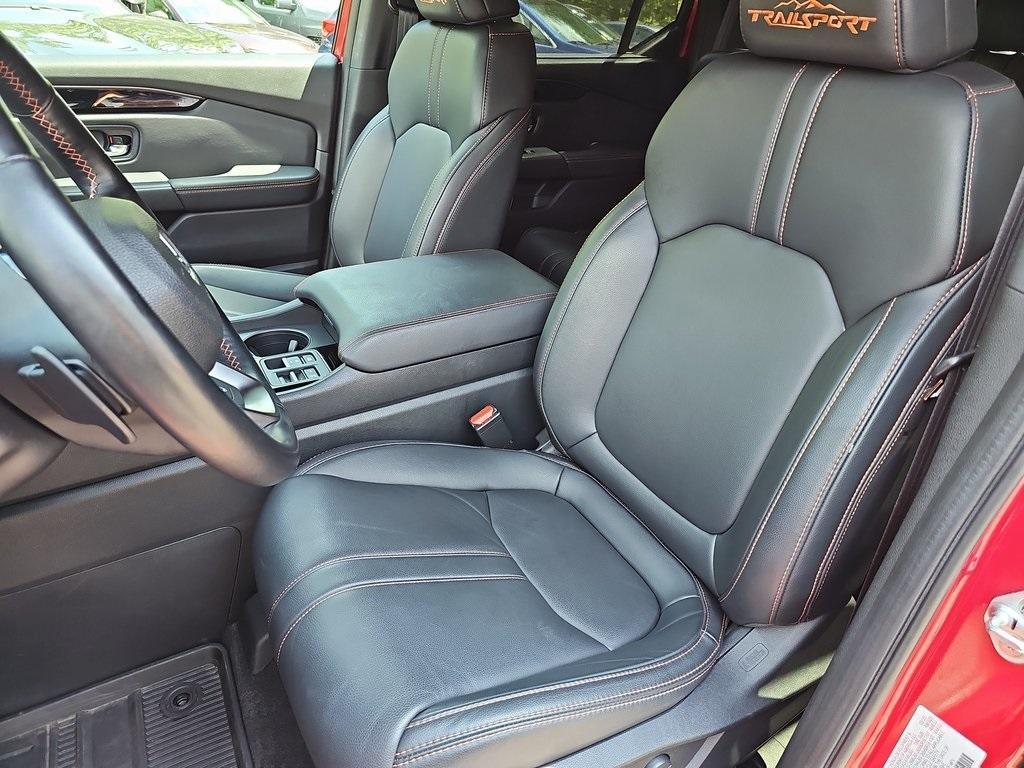 used 2023 Honda Pilot car, priced at $36,994