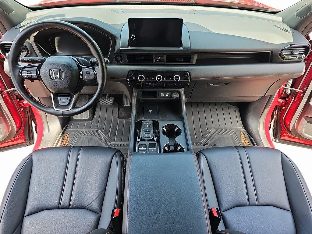 used 2023 Honda Pilot car, priced at $36,994