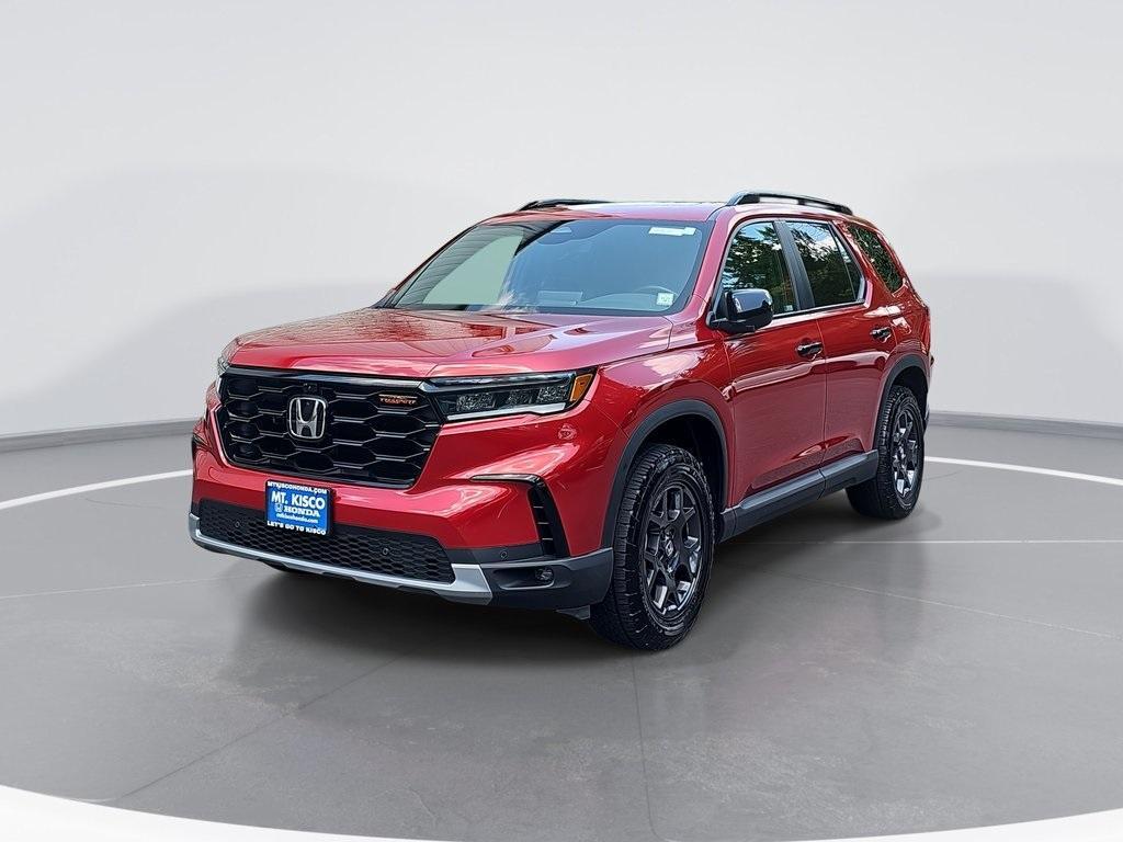 used 2023 Honda Pilot car, priced at $36,994