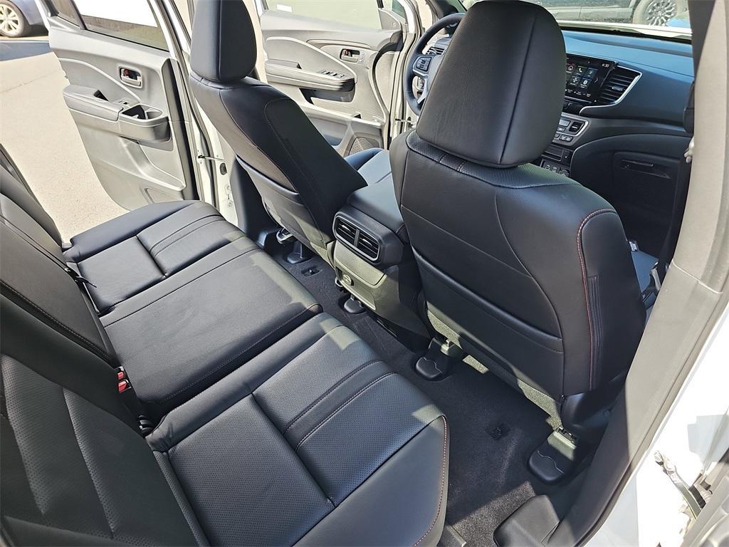 new 2025 Honda Ridgeline car, priced at $49,435