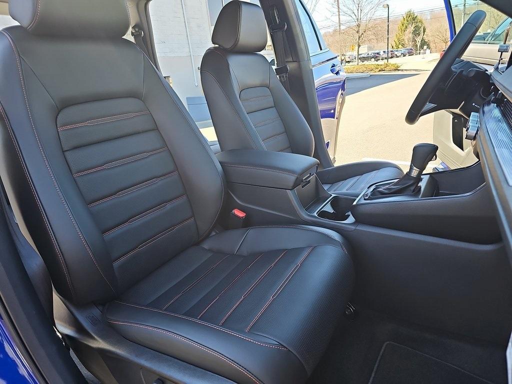 new 2025 Honda CR-V Hybrid car, priced at $41,000