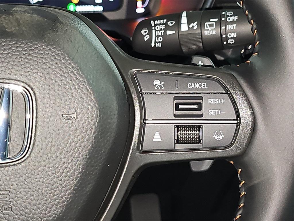 new 2026 Honda CR-V Hybrid car, priced at $41,675