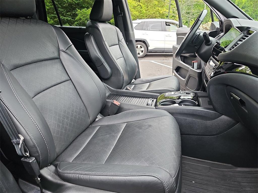 used 2021 Honda Passport car, priced at $25,500