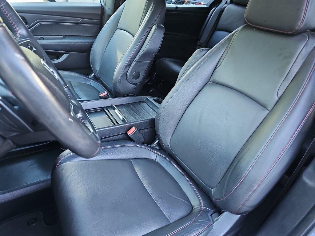 used 2023 Honda Odyssey car, priced at $36,093