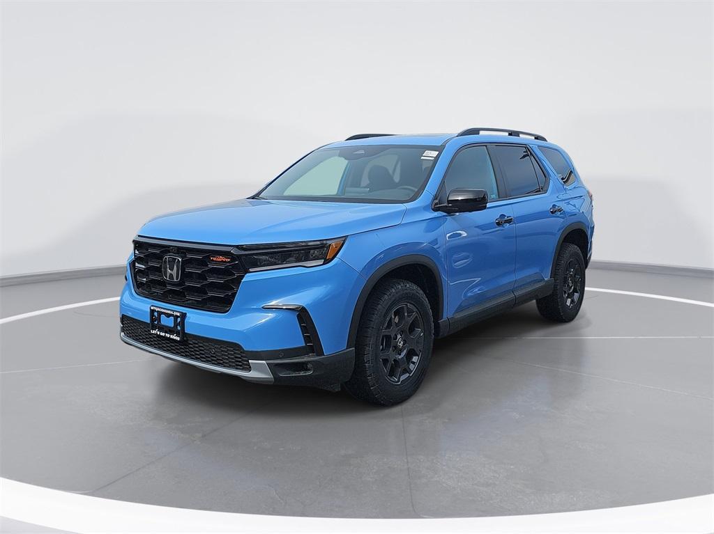 new 2025 Honda Pilot car, priced at $51,350