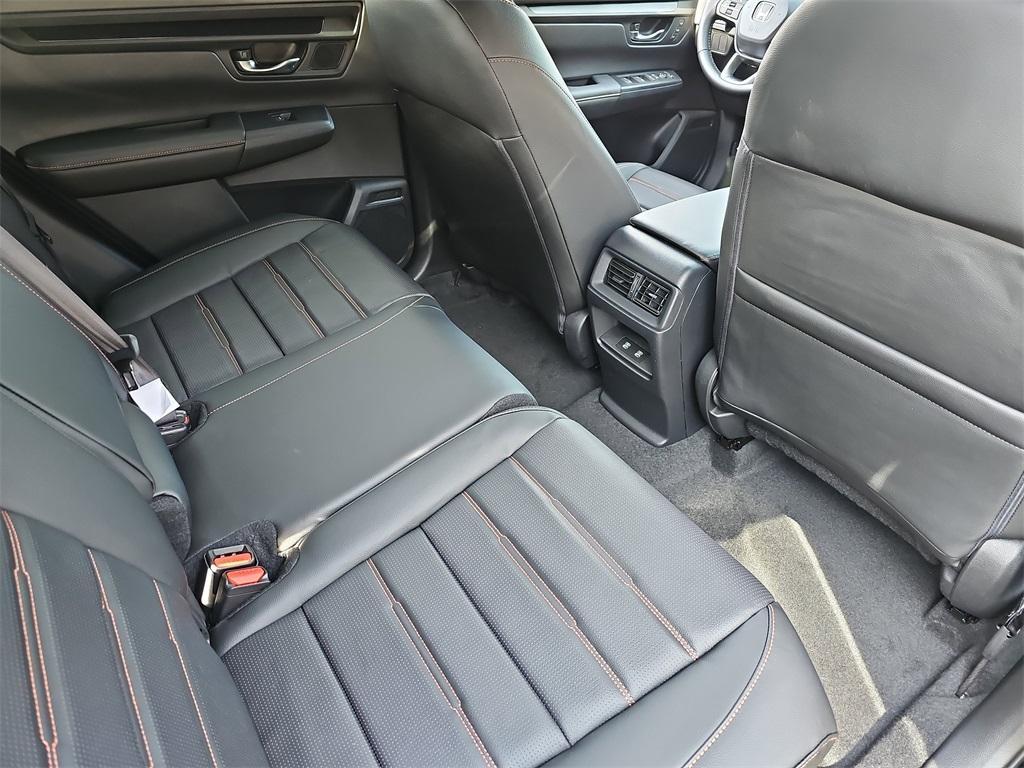 new 2026 Honda CR-V Hybrid car, priced at $41,675