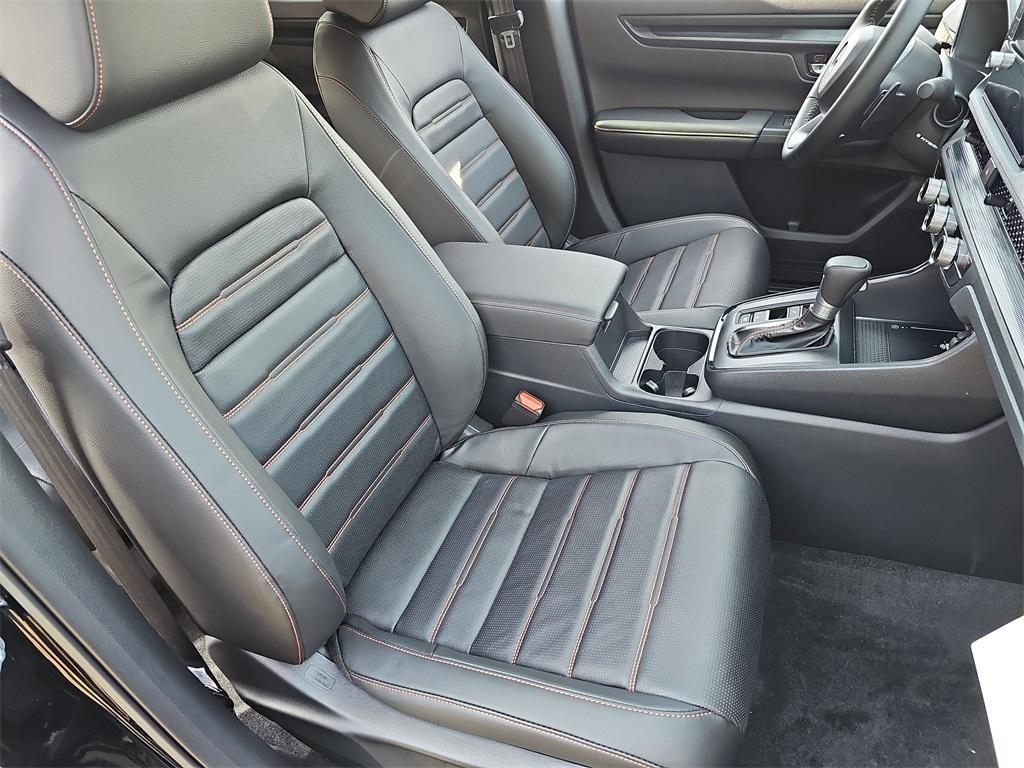 new 2026 Honda CR-V Hybrid car, priced at $41,675