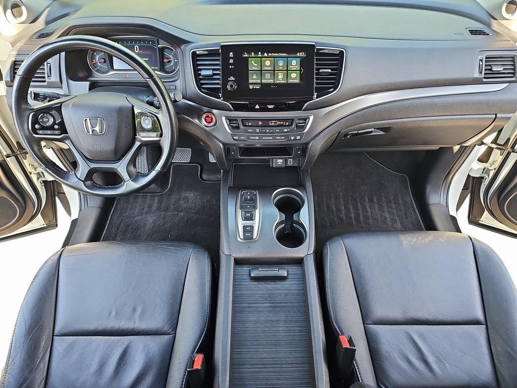 used 2022 Honda Pilot car, priced at $27,995