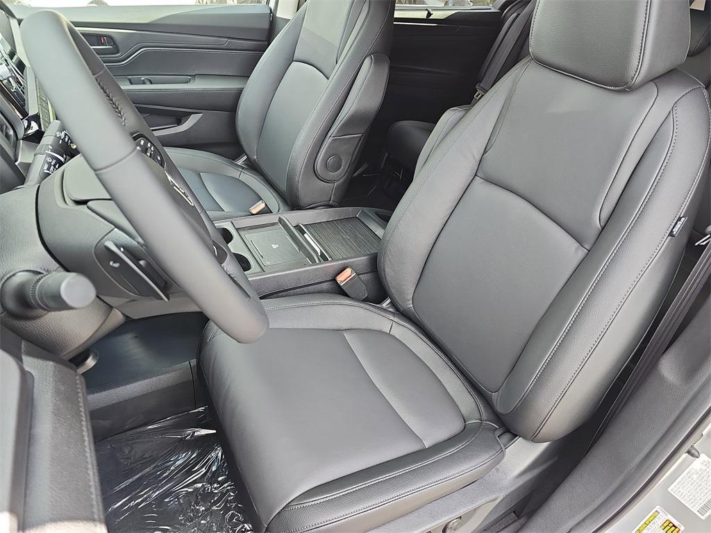 new 2026 Honda Odyssey car, priced at $45,685