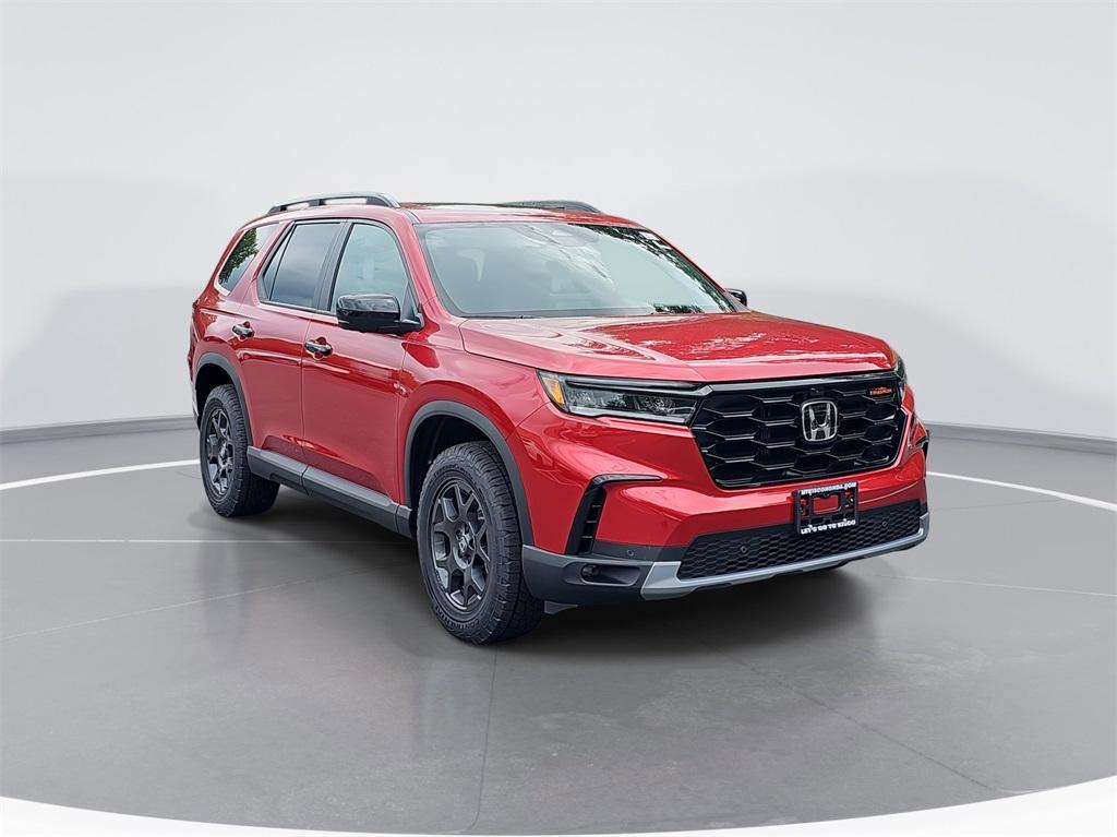 new 2025 Honda Pilot car, priced at $51,305