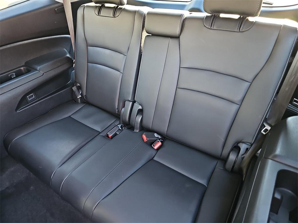 used 2022 Honda Pilot car, priced at $28,499