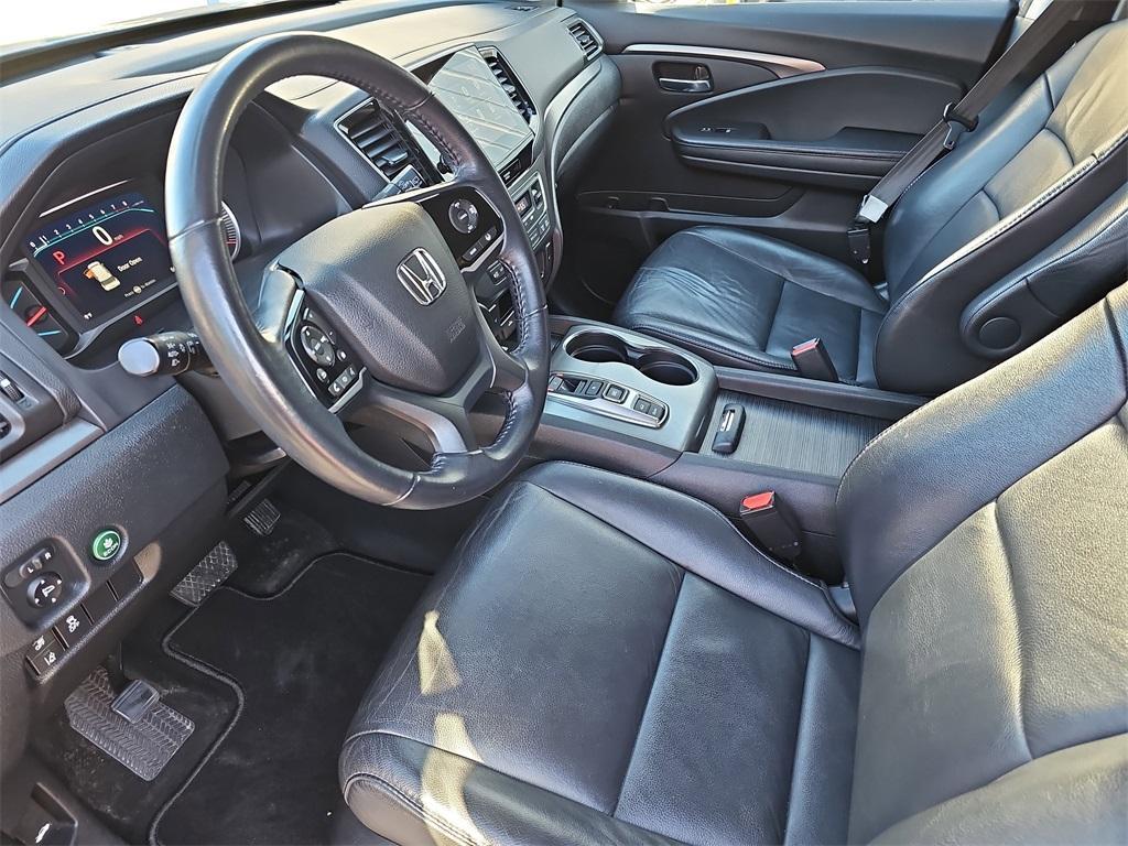 used 2022 Honda Pilot car, priced at $28,499
