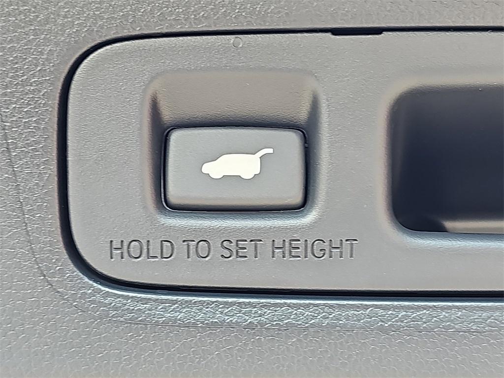 new 2026 Honda CR-V Hybrid car, priced at $41,675