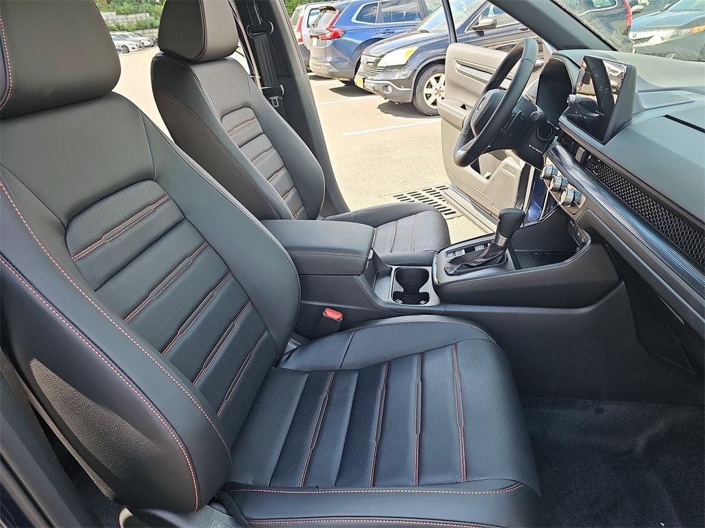 new 2026 Honda CR-V Hybrid car, priced at $41,675
