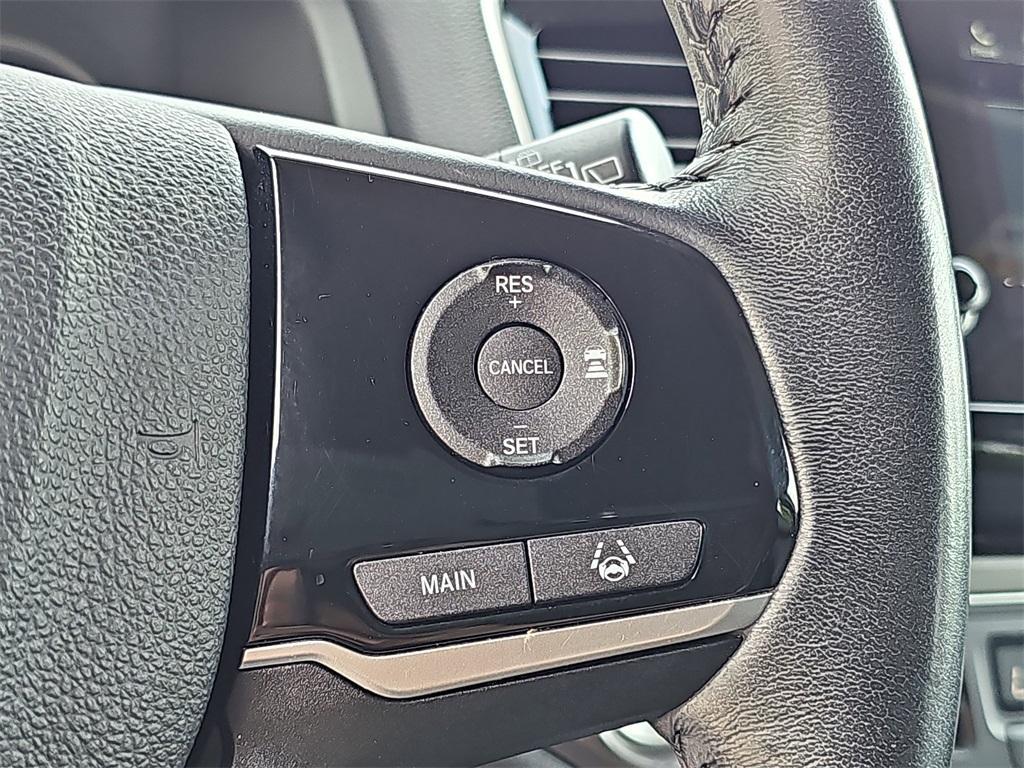 used 2022 Honda Pilot car, priced at $31,000