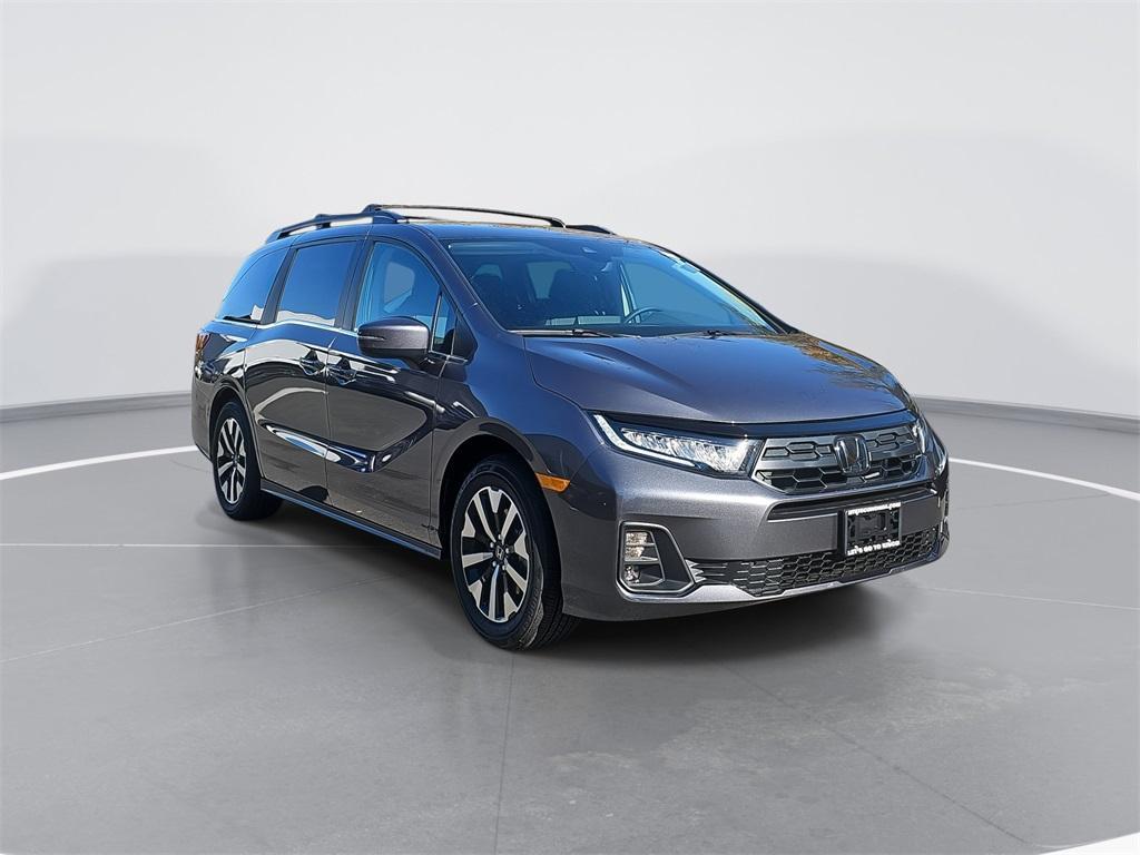 new 2026 Honda Odyssey car, priced at $45,685