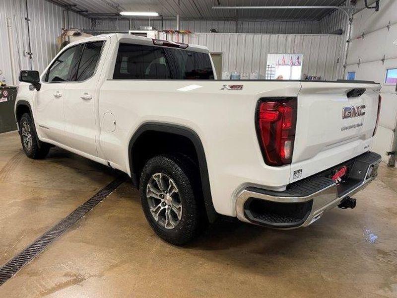 new 2025 GMC Sierra 1500 car, priced at $57,375