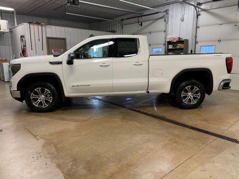 new 2025 GMC Sierra 1500 car, priced at $57,375