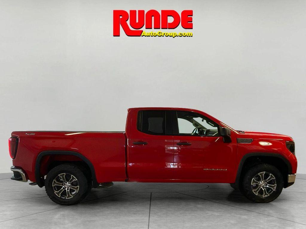 new 2026 GMC Sierra 1500 car, priced at $52,125