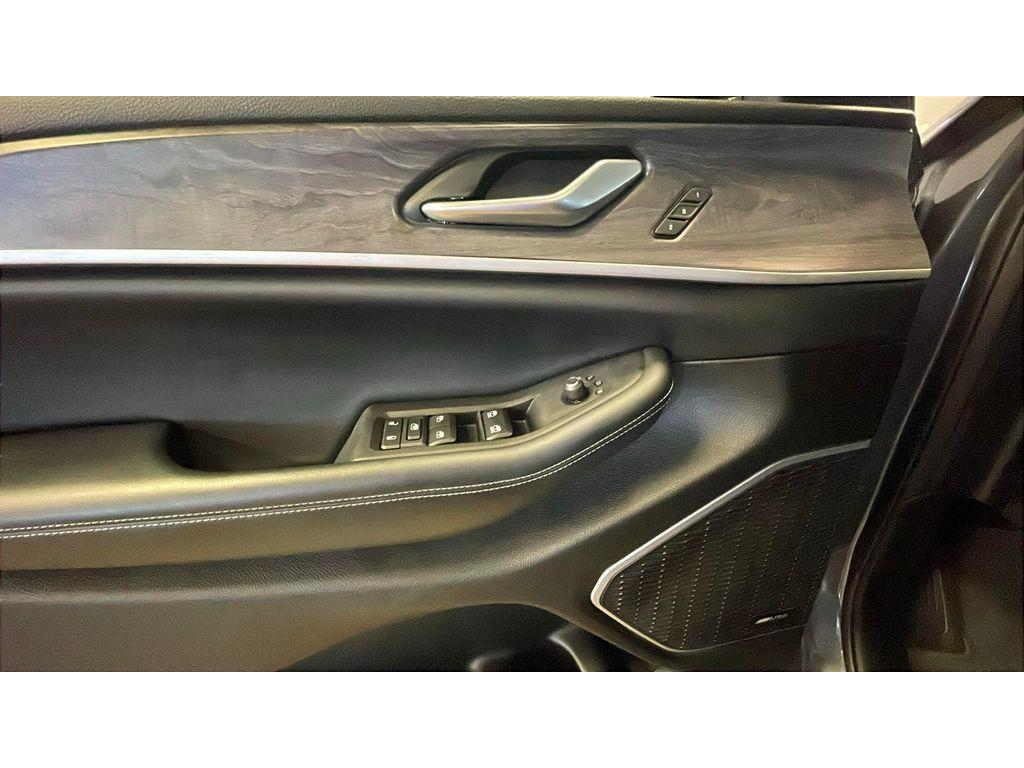 used 2022 Jeep Grand Cherokee L car, priced at $27,990