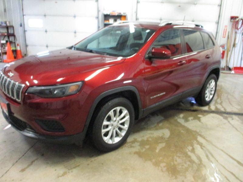 used 2020 Jeep Cherokee car, priced at $15,499