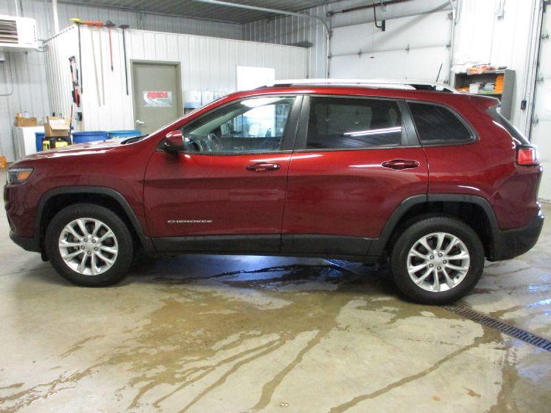 used 2020 Jeep Cherokee car, priced at $15,499