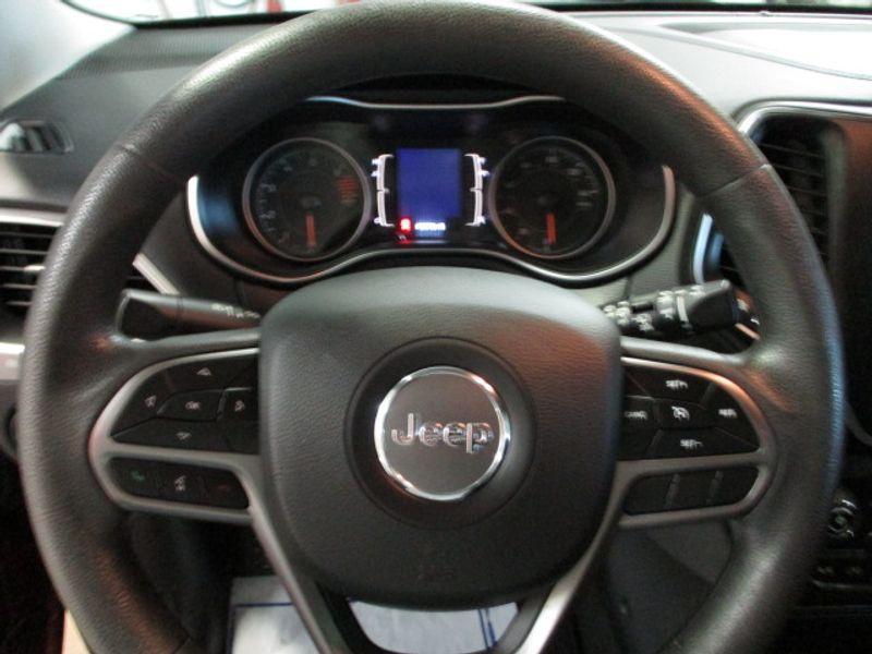 used 2020 Jeep Cherokee car, priced at $15,499