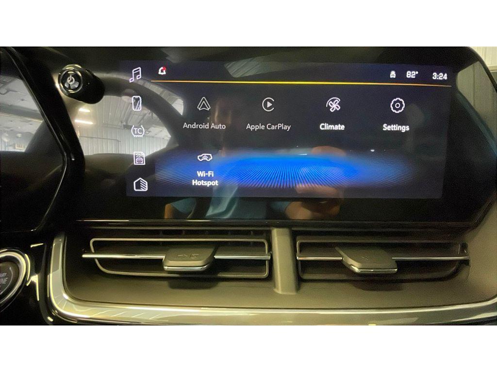 new 2025 Chevrolet Trax car, priced at $27,720