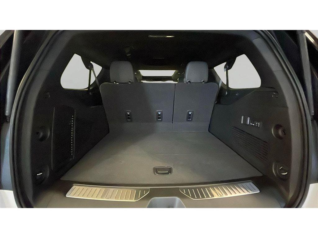 new 2025 Chevrolet Suburban car, priced at $85,900