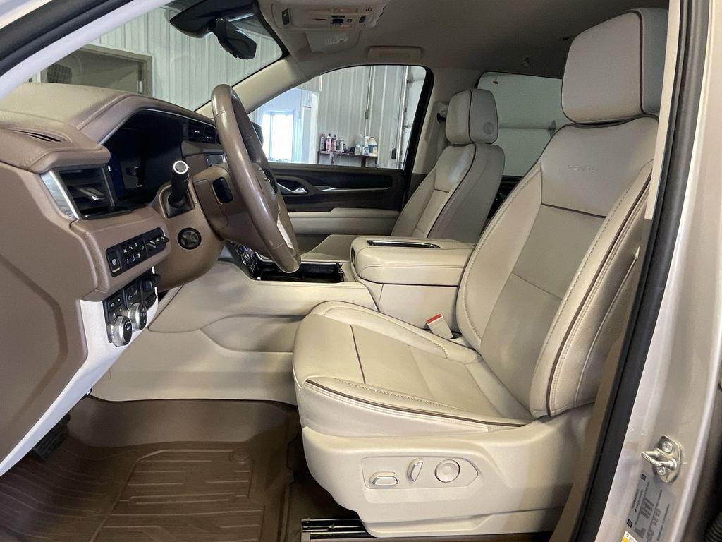 used 2022 GMC Yukon car, priced at $49,950
