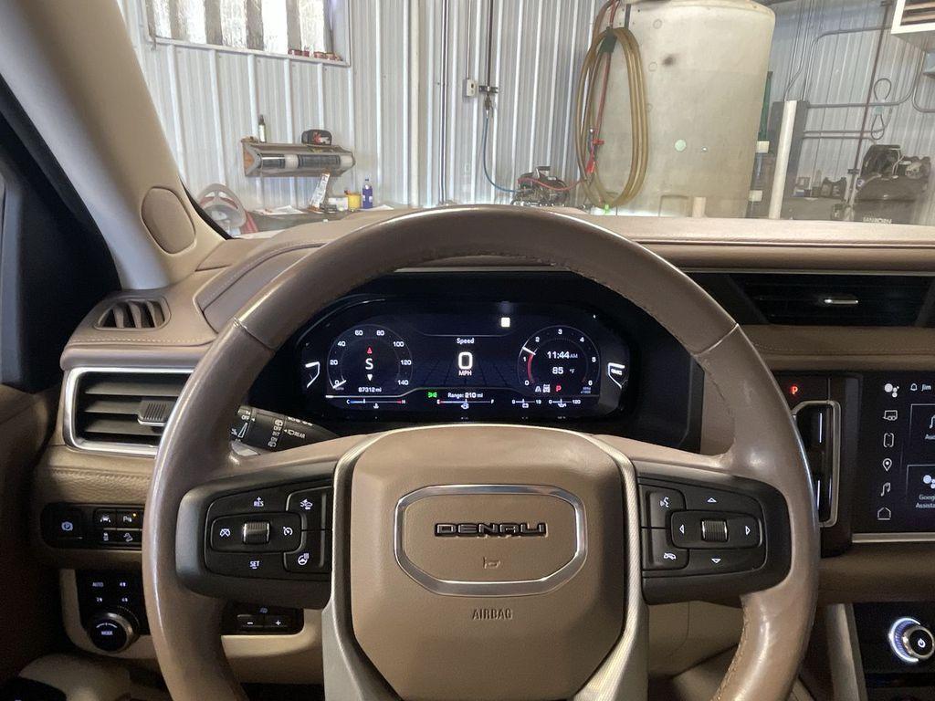 used 2022 GMC Yukon car, priced at $49,950