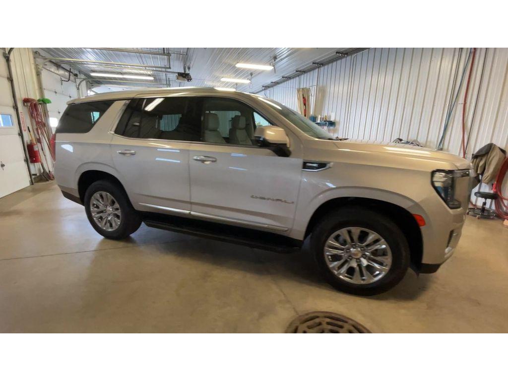 used 2022 GMC Yukon car, priced at $49,950