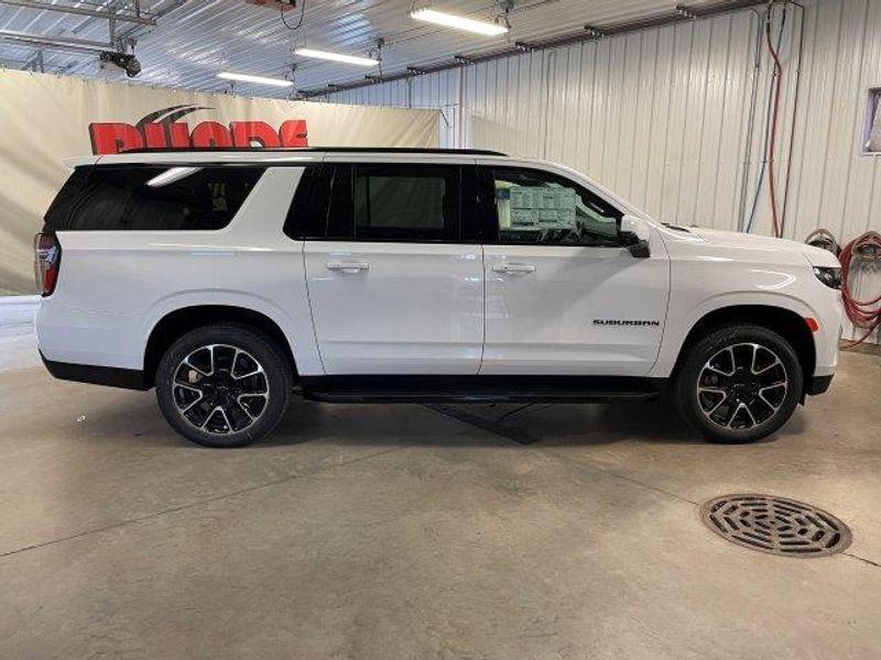 new 2024 Chevrolet Suburban car, priced at $73,755