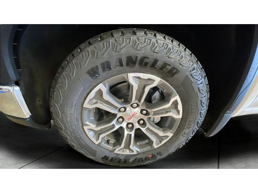 new 2026 GMC Sierra 1500 car, priced at $57,285