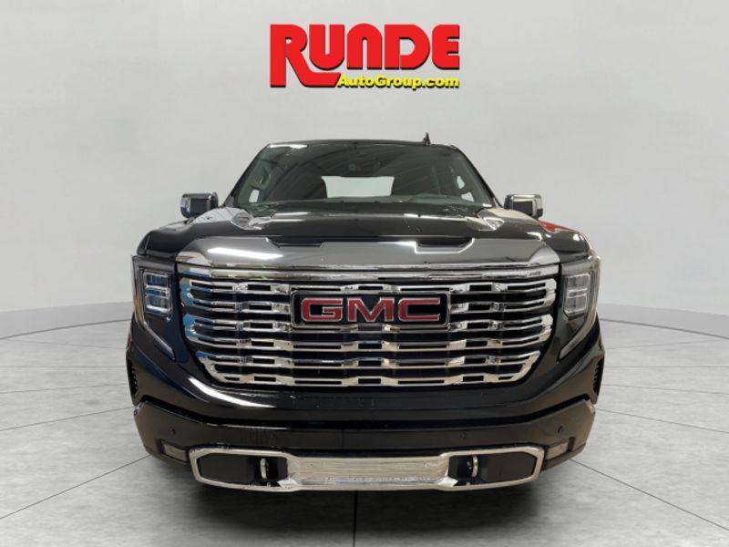 new 2025 GMC Sierra 1500 car, priced at $71,755