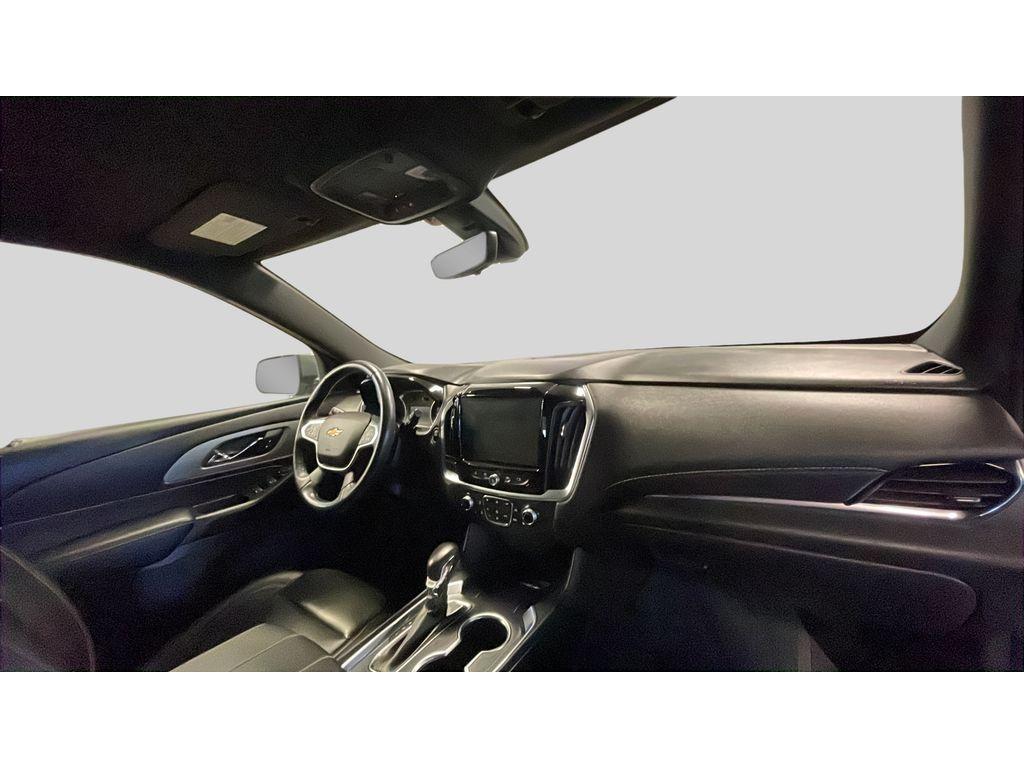 used 2022 Chevrolet Traverse car, priced at $25,381
