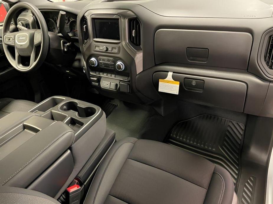 new 2025 GMC Sierra 1500 car, priced at $48,120